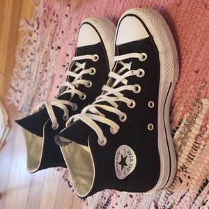 Converse Canvas Platform Chuck Taylor All Star, size 5